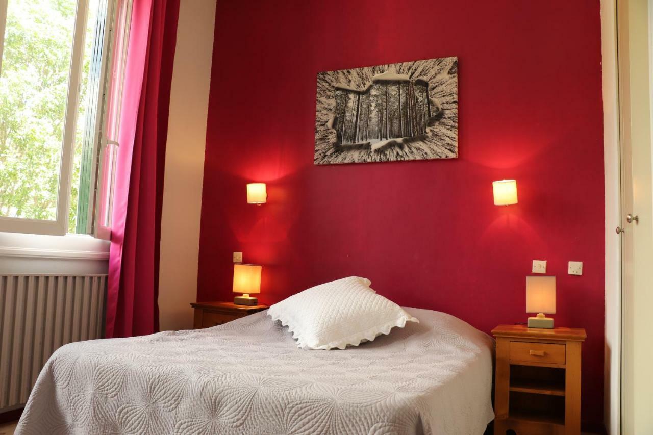 La Grande Eperviere Hotel Barcelonnette Bilik gambar